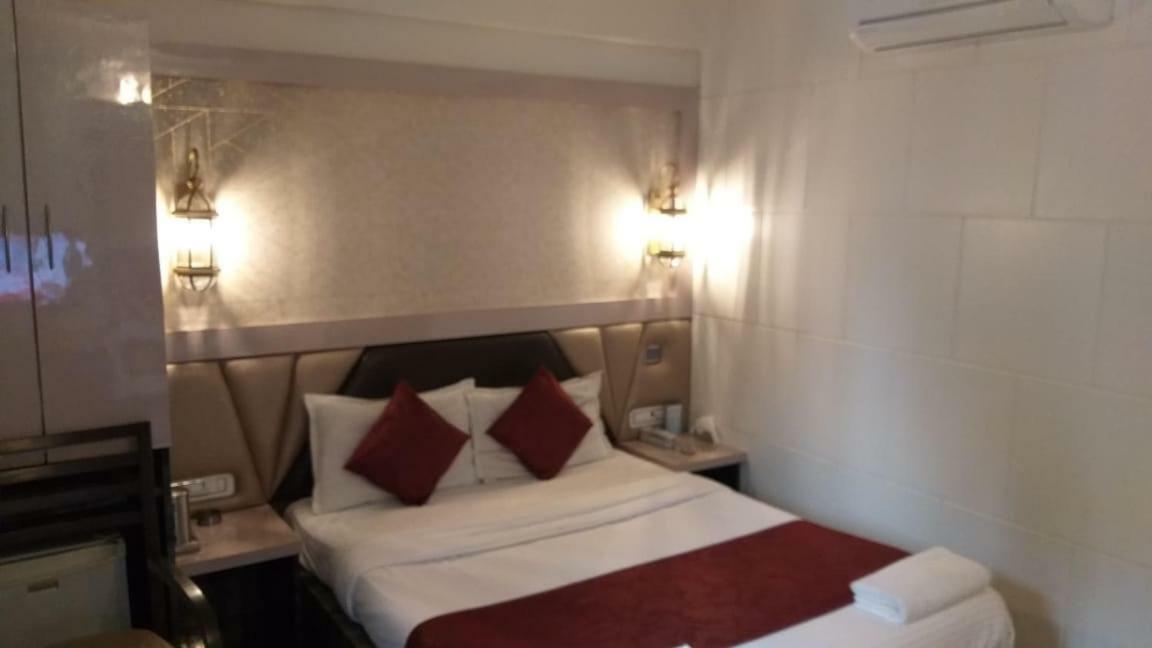 Hotel Sapna Marine Mumbai Dış mekan fotoğraf