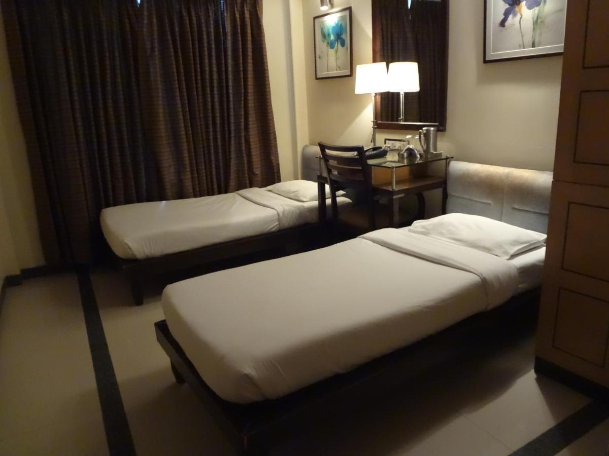 Hotel Sapna Marine Mumbai Dış mekan fotoğraf